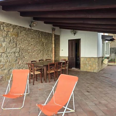 Vila Singola *
